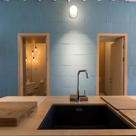 Old Town Deluxe Seaview Apartamento *